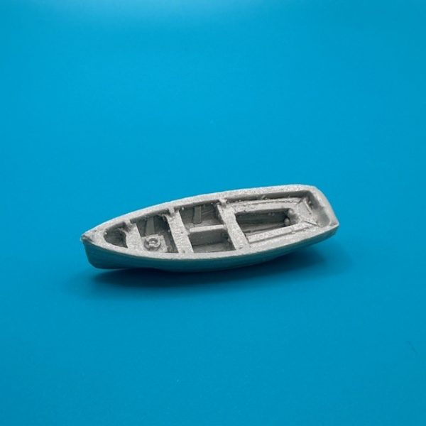 16ft Pulling/Sailing Dinghy Clinker Transom Stern 38mm 1:128 Scale