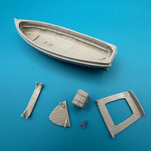 16ft Royal Navy Motor Dinghy Clinker Transom Stern 100mm 1:48 Scale