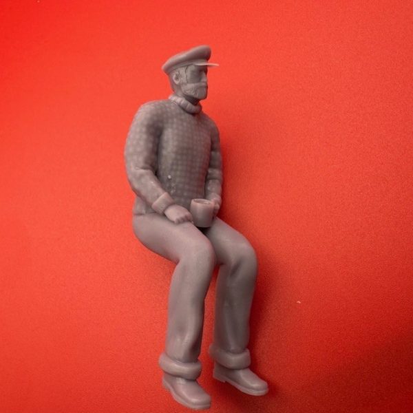 Fisherman sitting 1/48 Scale 37mm